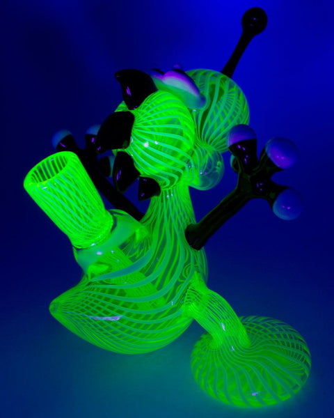 Global Glassworks | Uranium Yoshi Rig - Peace Pipe 420