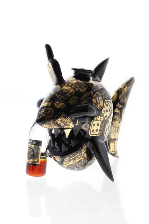 Niko x Slum Gold | Shark Rig Collab - Peace Pipe 420